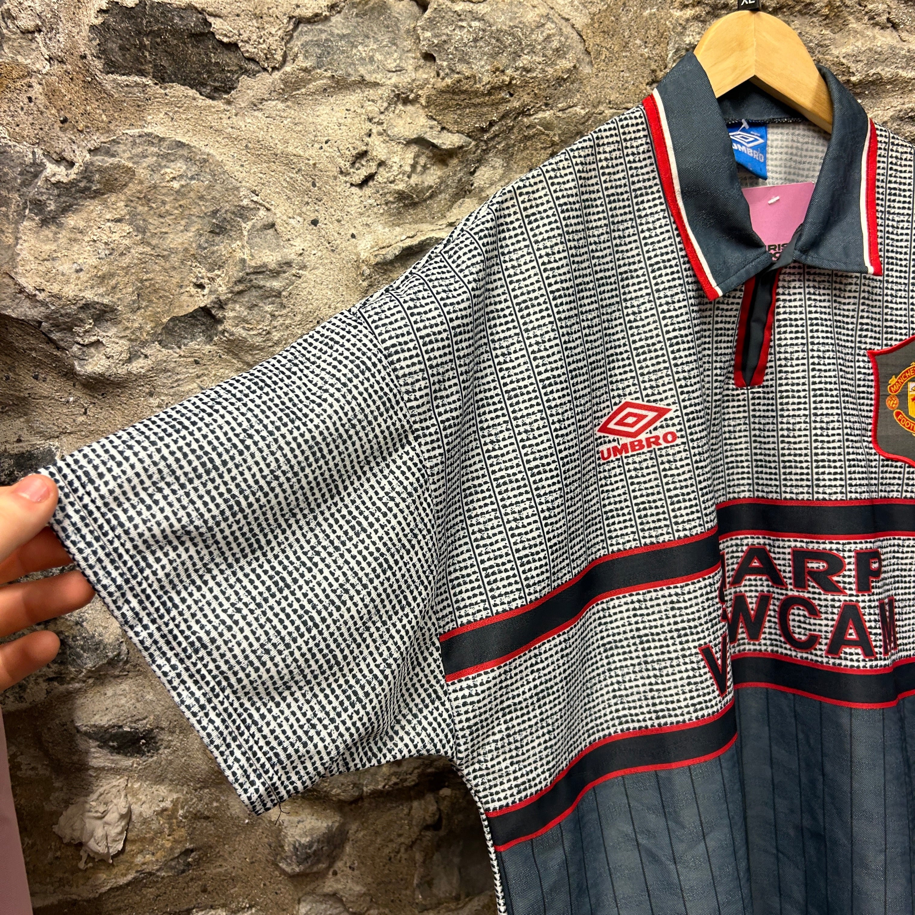 Manchester United 1995-1996 Umbro Football Shirt