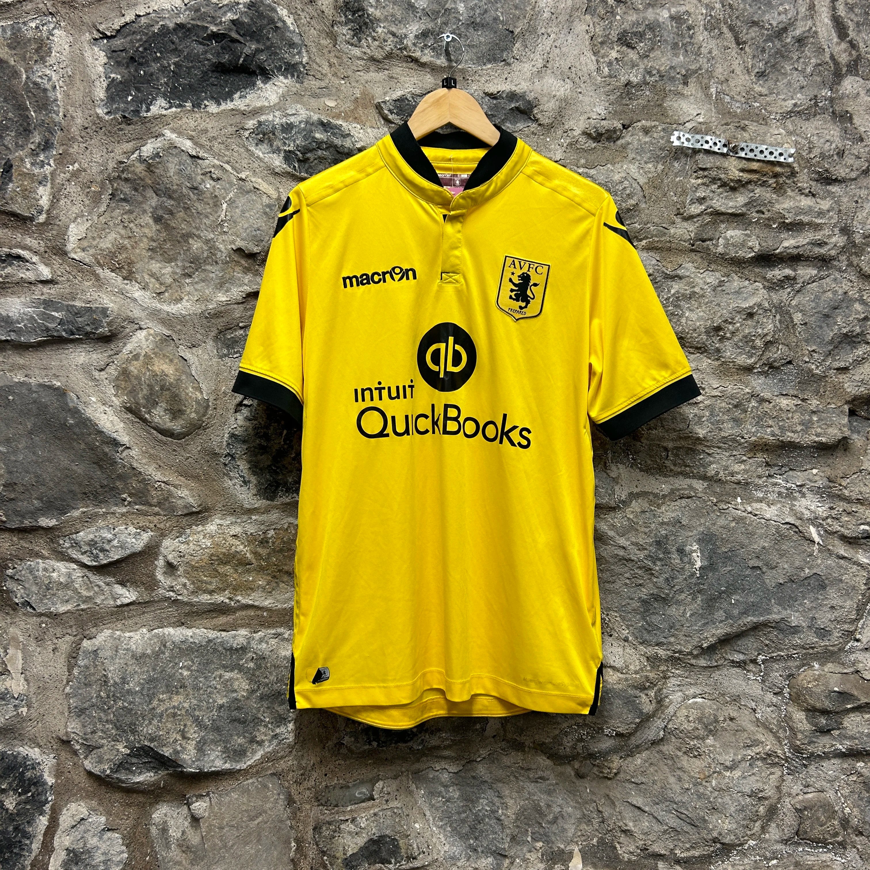 Vintage Aston Villa Football Shirt 2015-2016