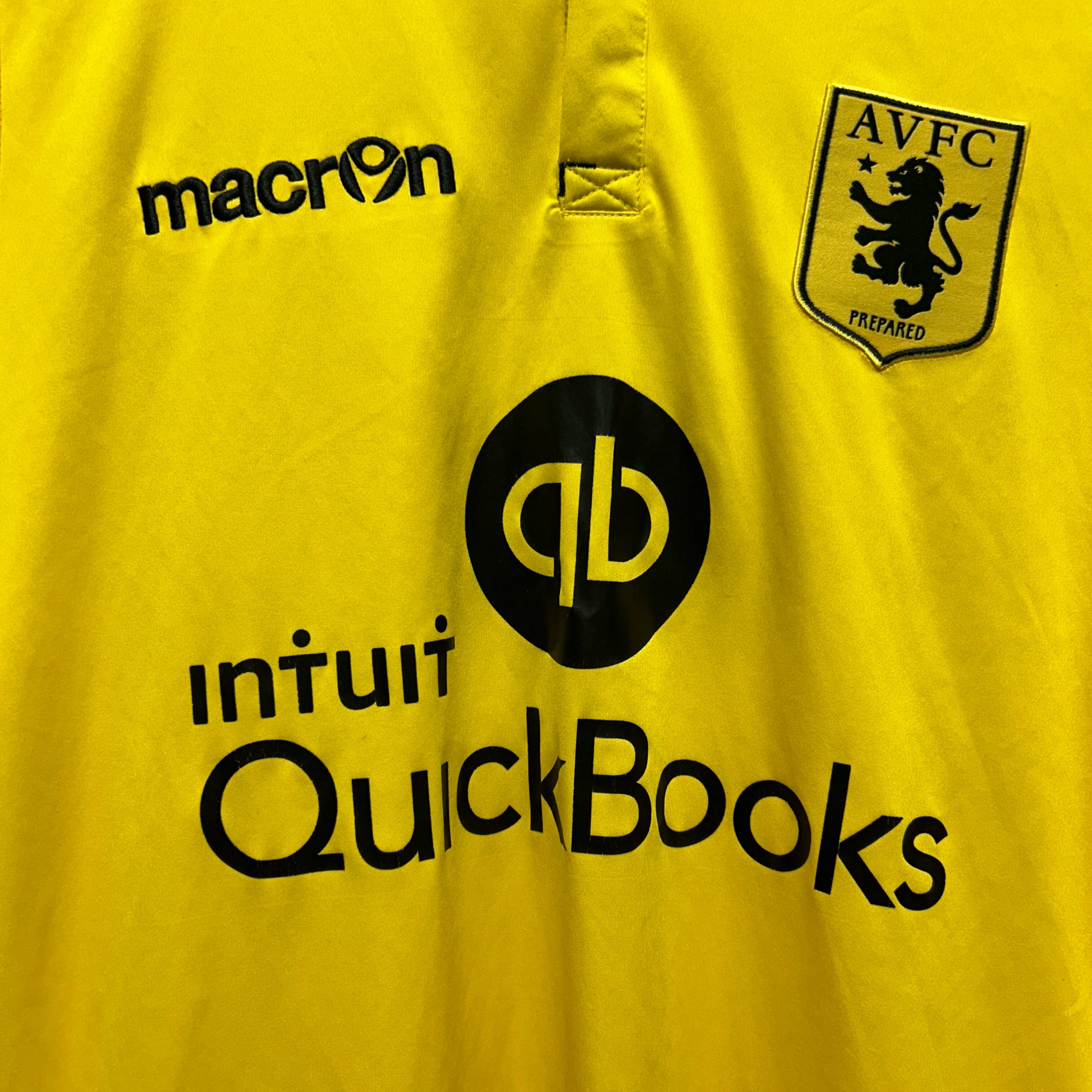 Vintage Aston Villa Football Shirt 2015-2016