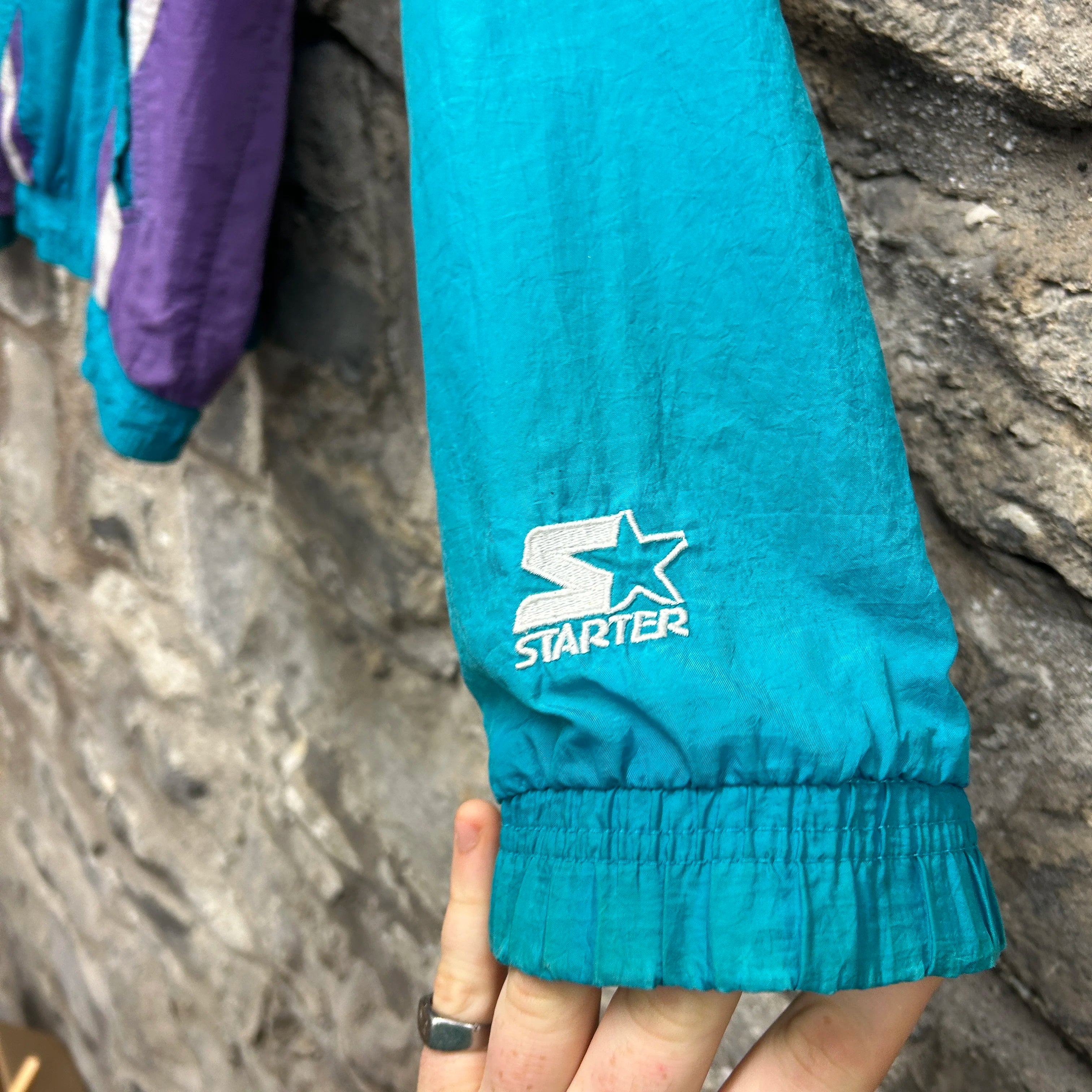 Vintage Charlotte hornets Starter Windbreaker Jacket