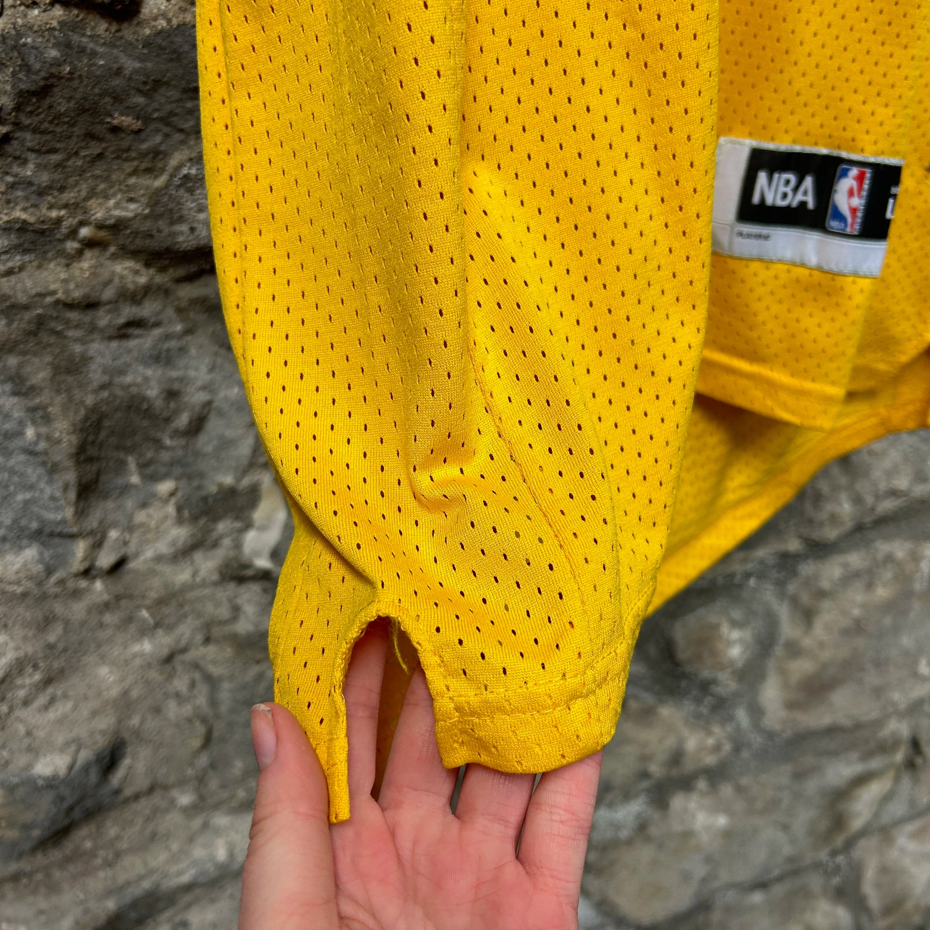 Vintage Kobe Bryant Lakers Jersey