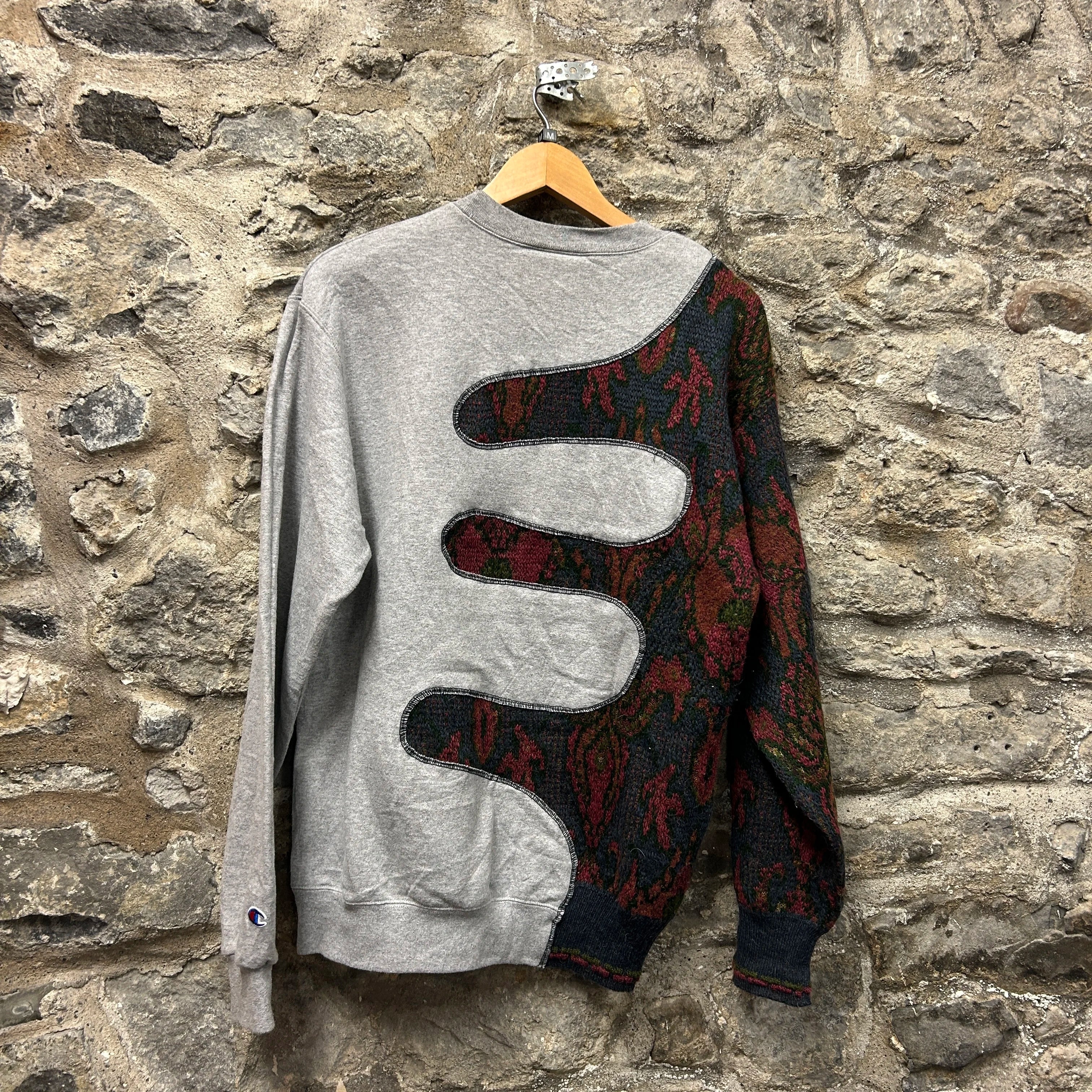 <p>Champion Patterned Rework Sweatshirt</p>