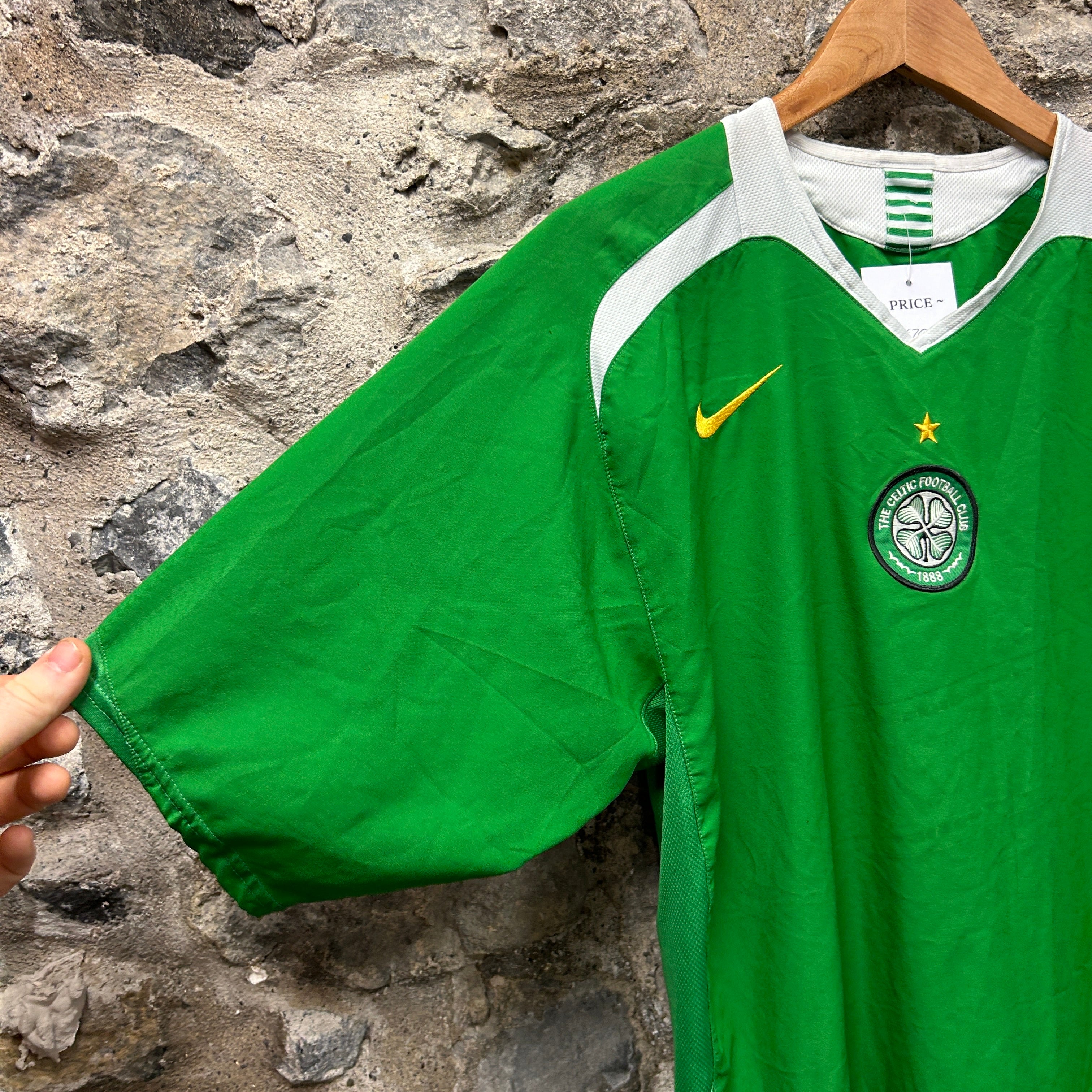 Vintage Celtic 2005-2006 Nike Football Shirt