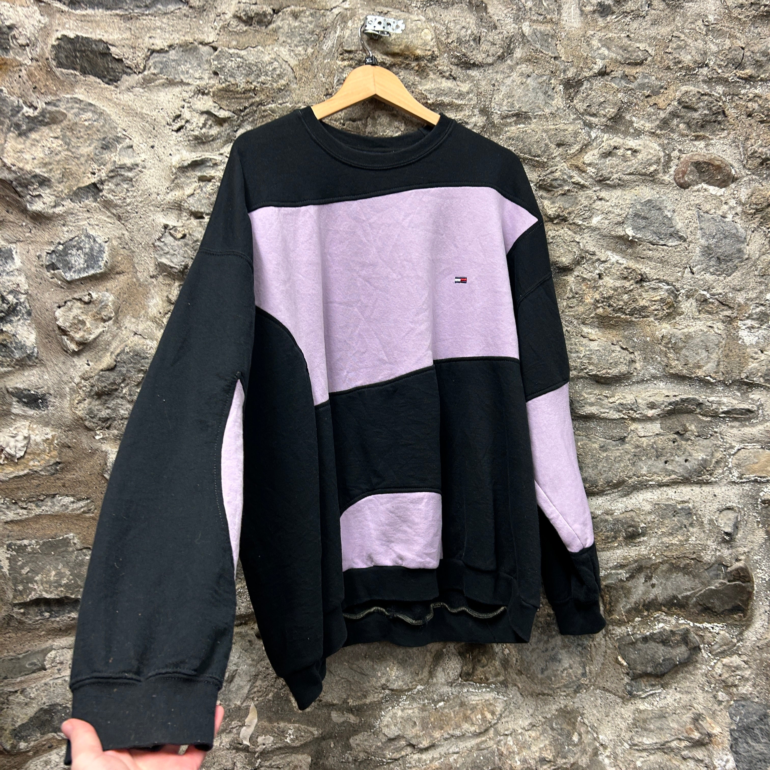 Reworked Tommy Hilfiger Sweatshirt