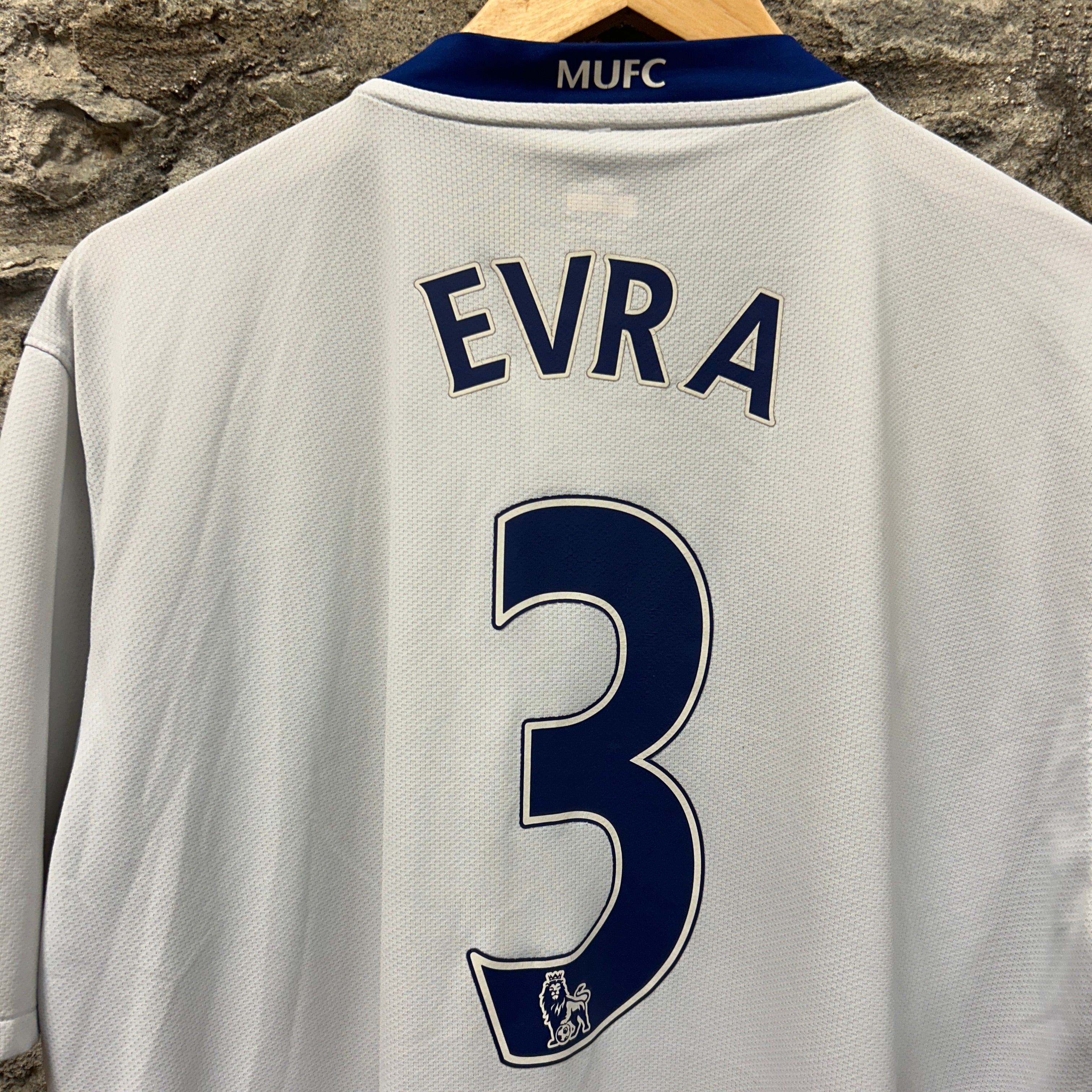 Manchester United Evra 2009-2010 Nike Football Shirt