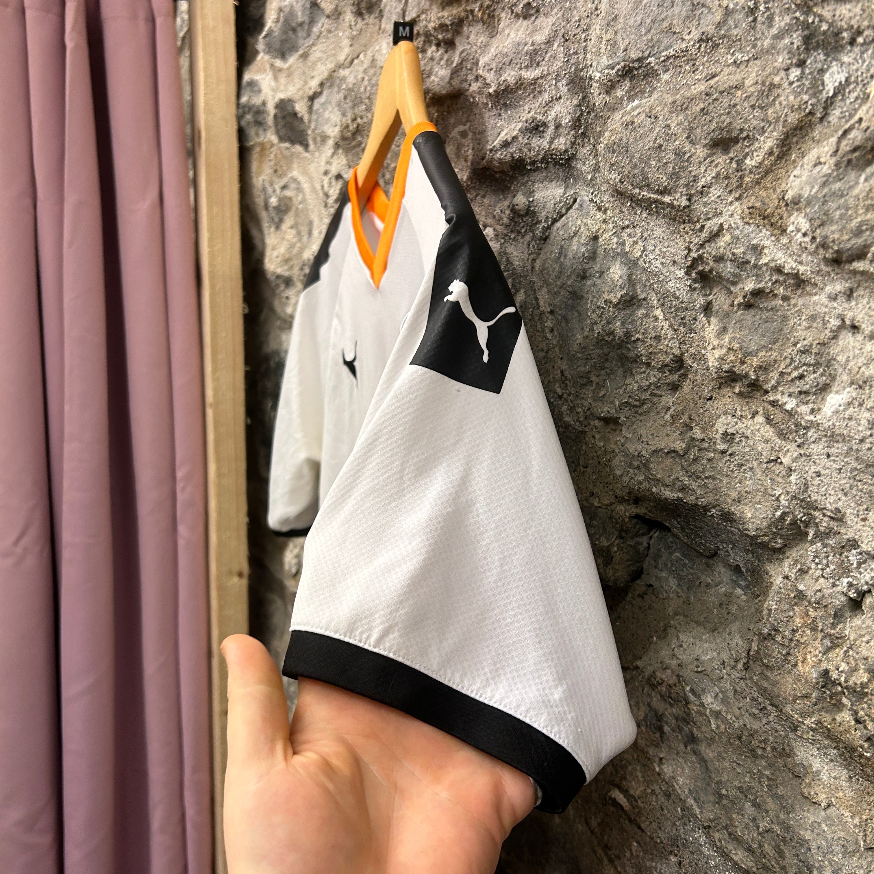 Valencia 2019/2020 Puma Football Shirt