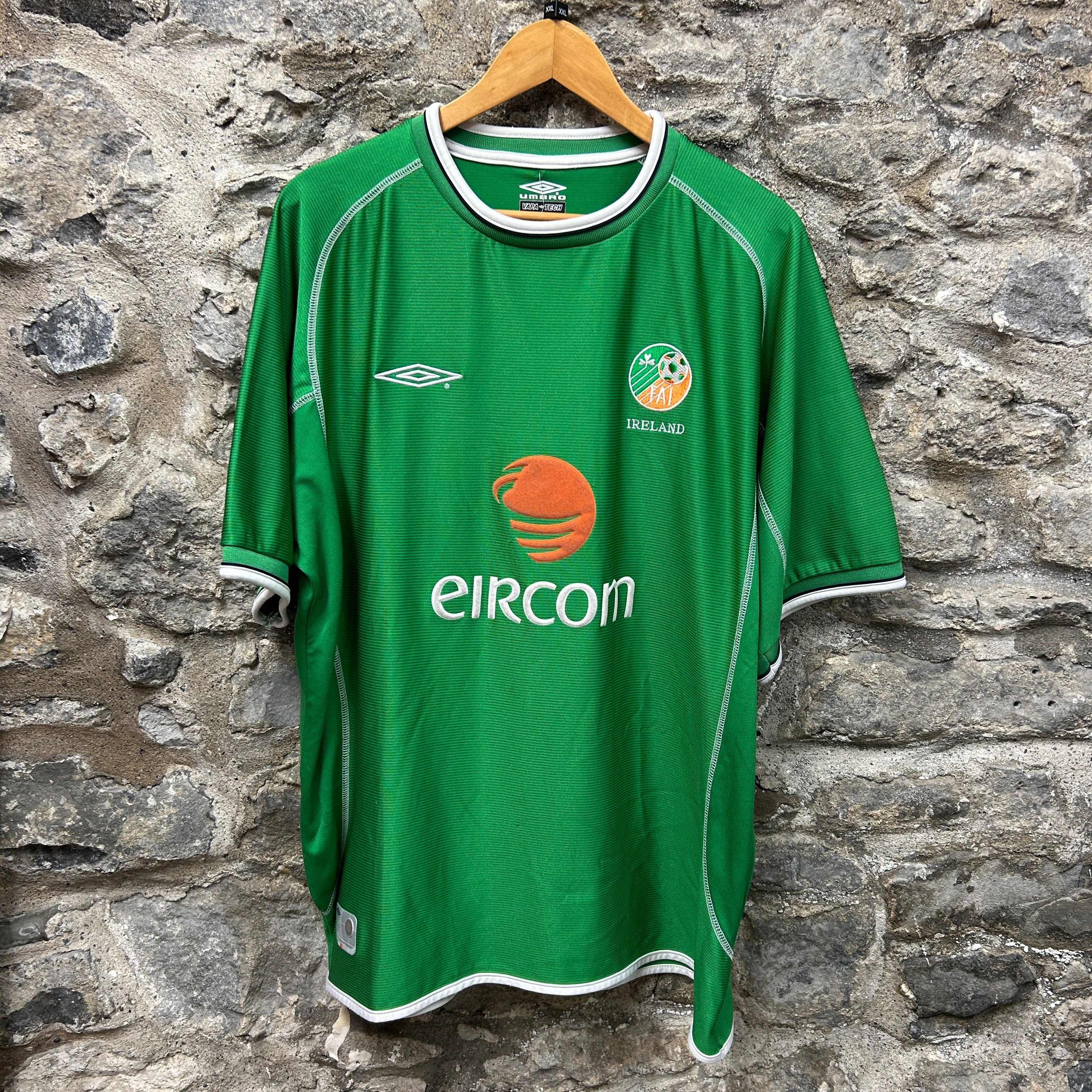 Ireland 2001-2003 Umbro Football Shirt
