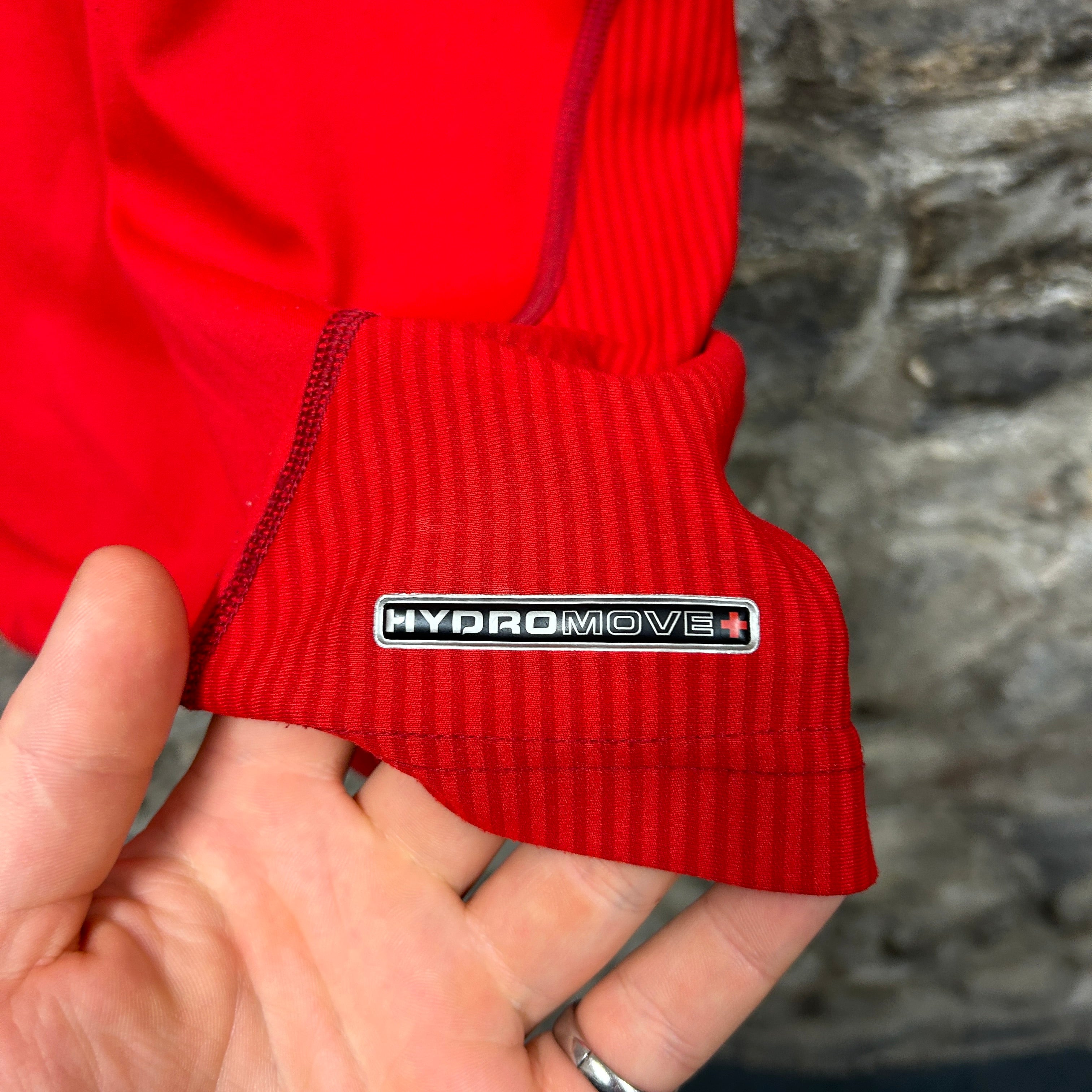 Liverpool 2002/2004 Harry Kewell Reebok Football Shirt