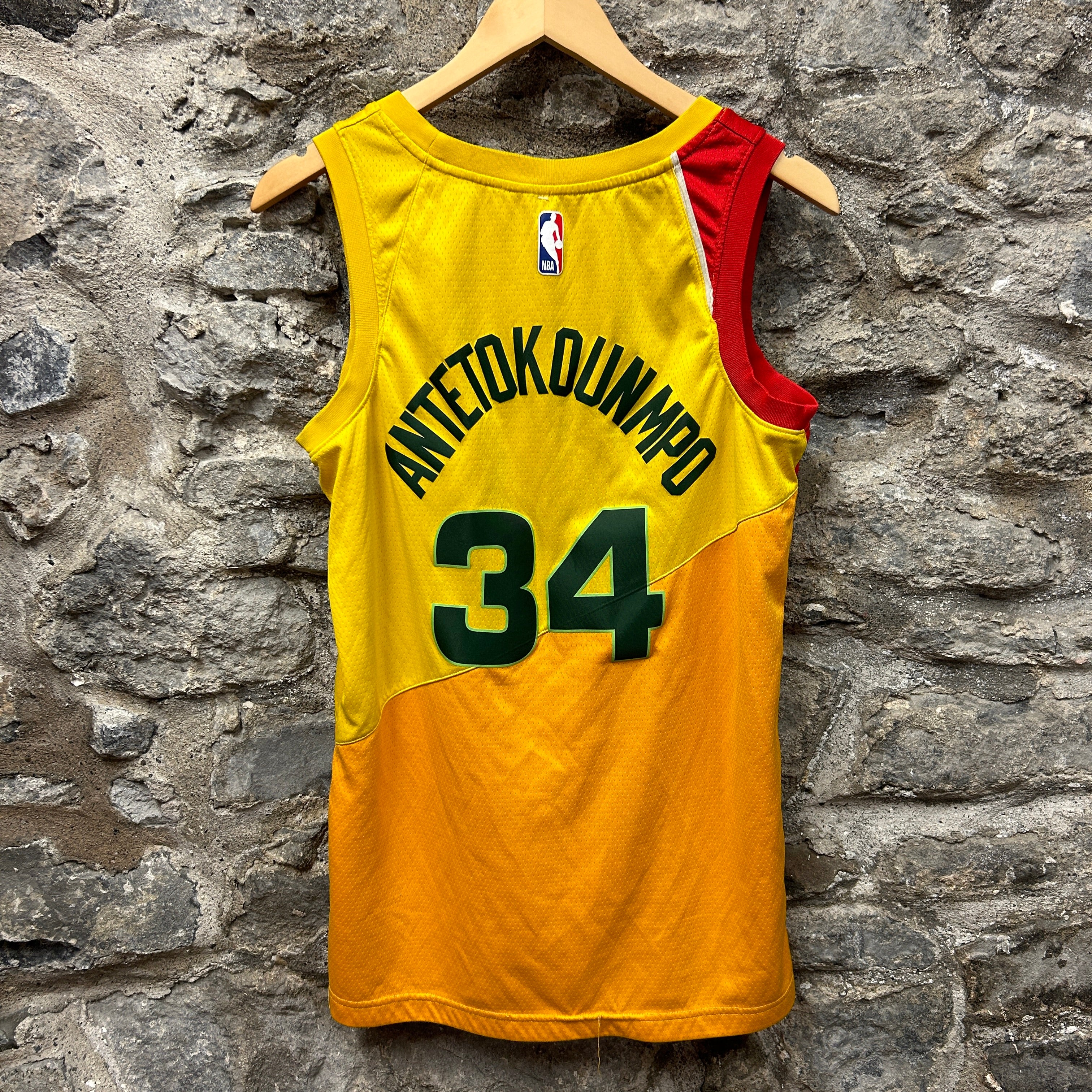 Milwaukee Bucks Giannis AntetokounmpoNike Basketball Jersey