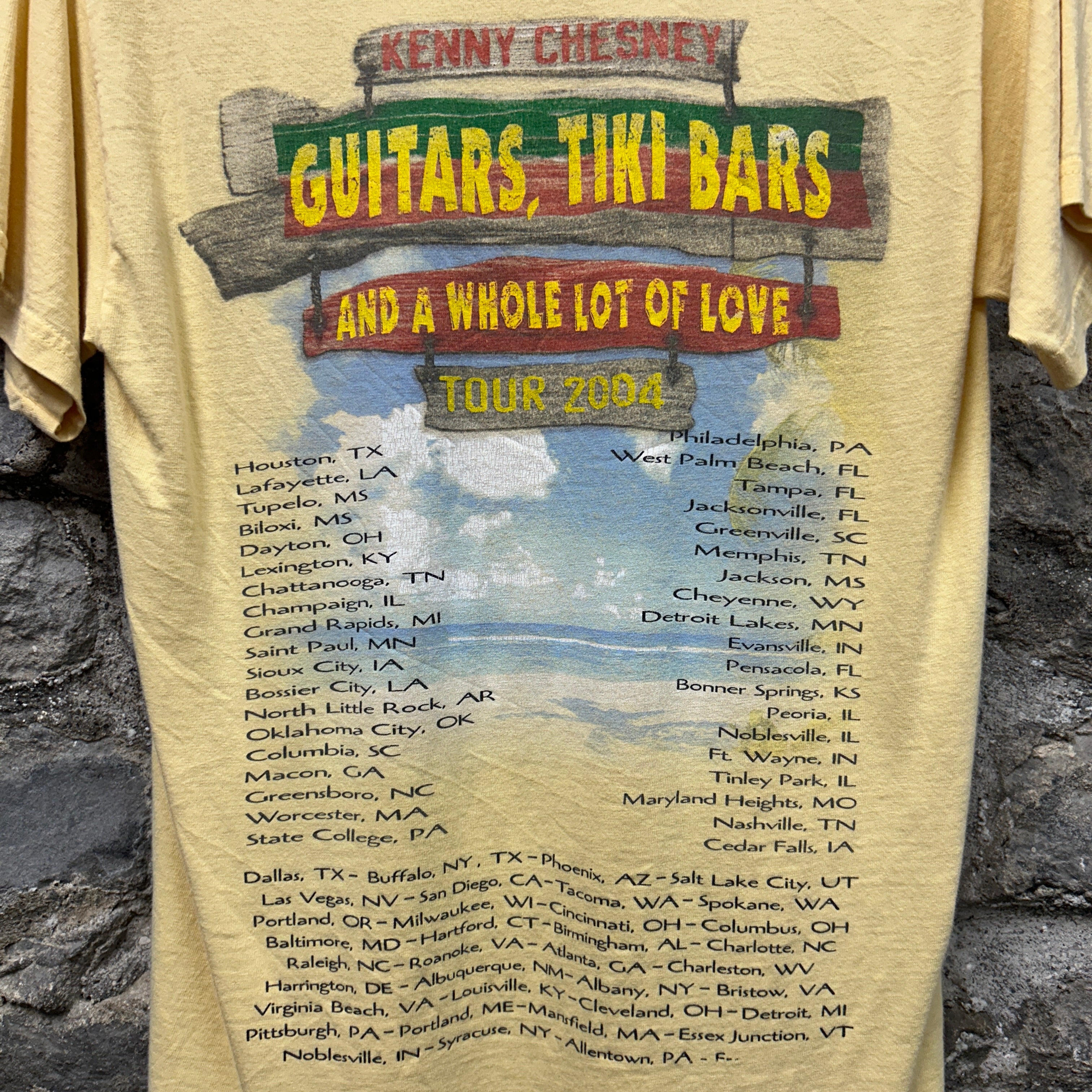Kenny Chesney Gildan T-shirt