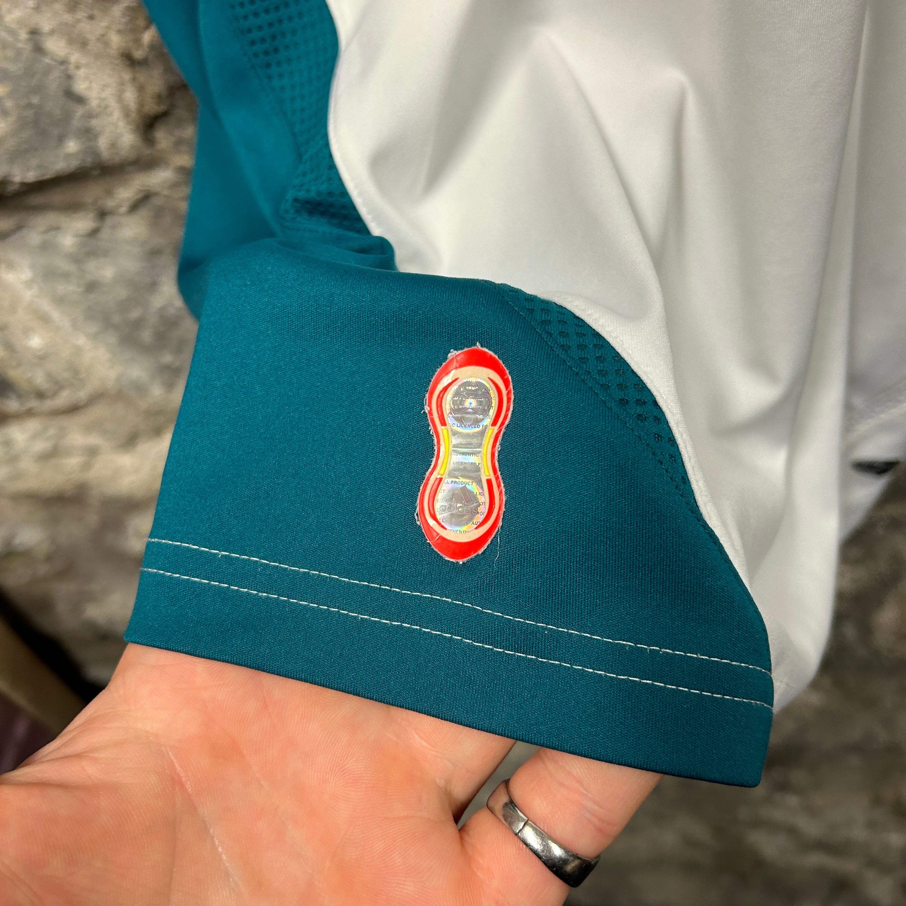 Liverpool 2006/2007 Jermain PennantAdidas Football Shirt