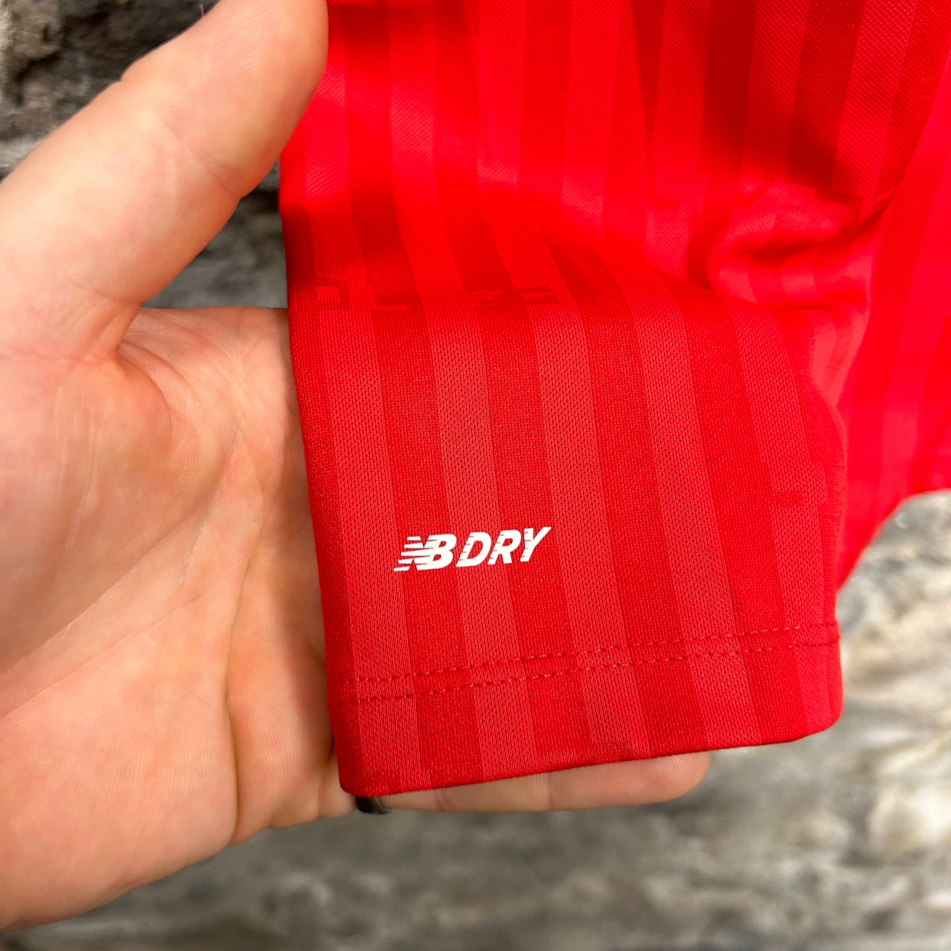 Liverpool 2015/2016 New Balance Football Shirt