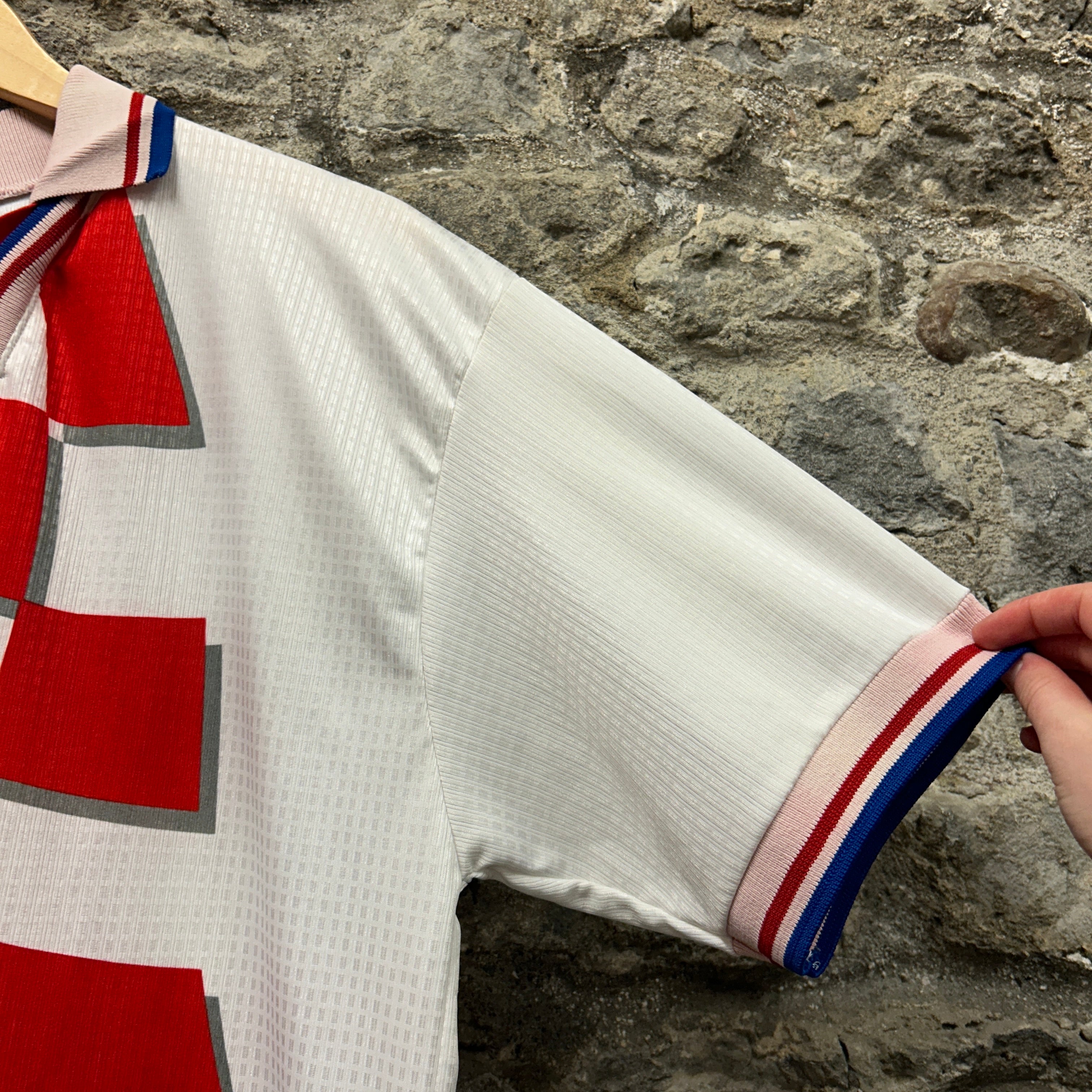 Vintage Croatia 1998-2001 Lotto Football Shirt
