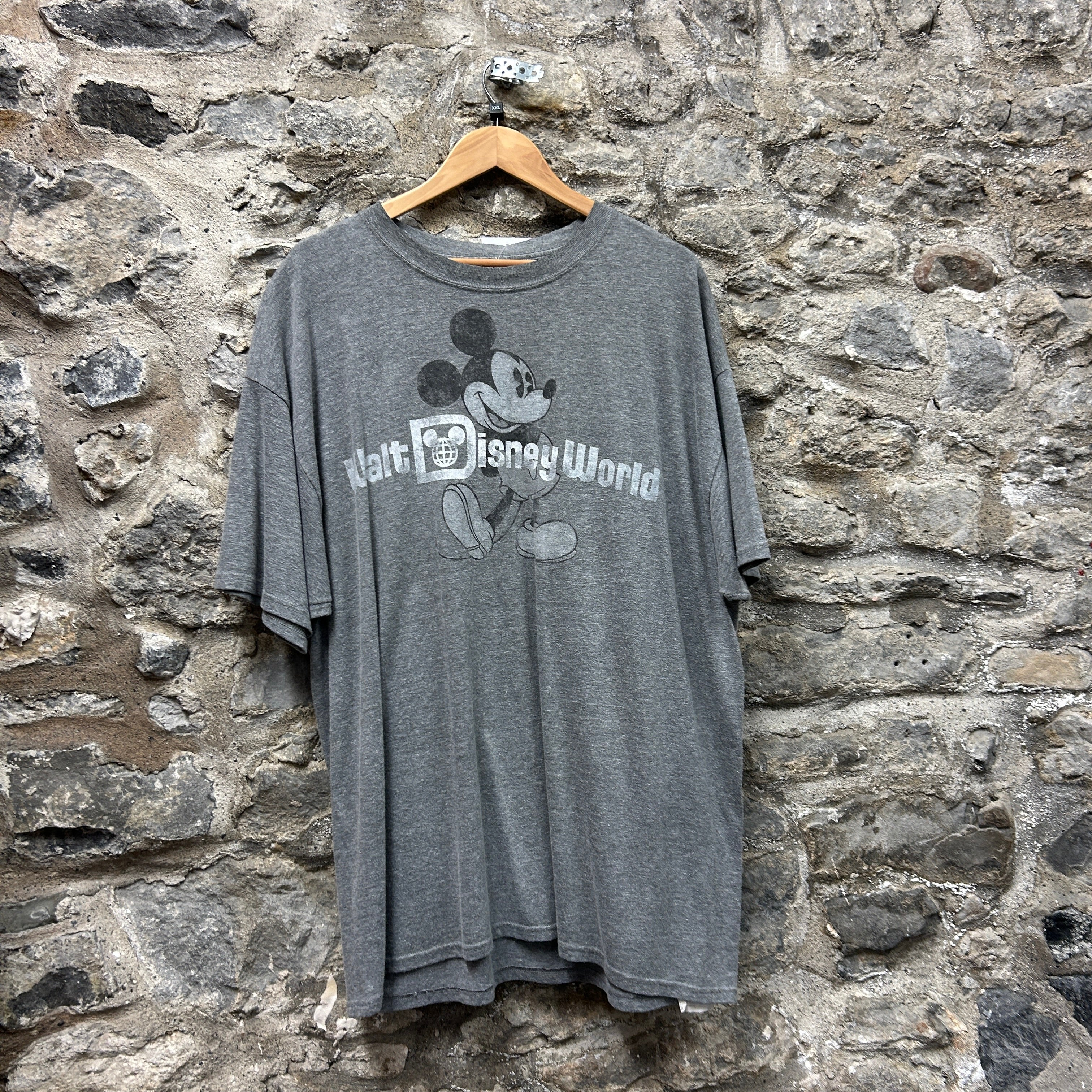 Hanes T-shirt