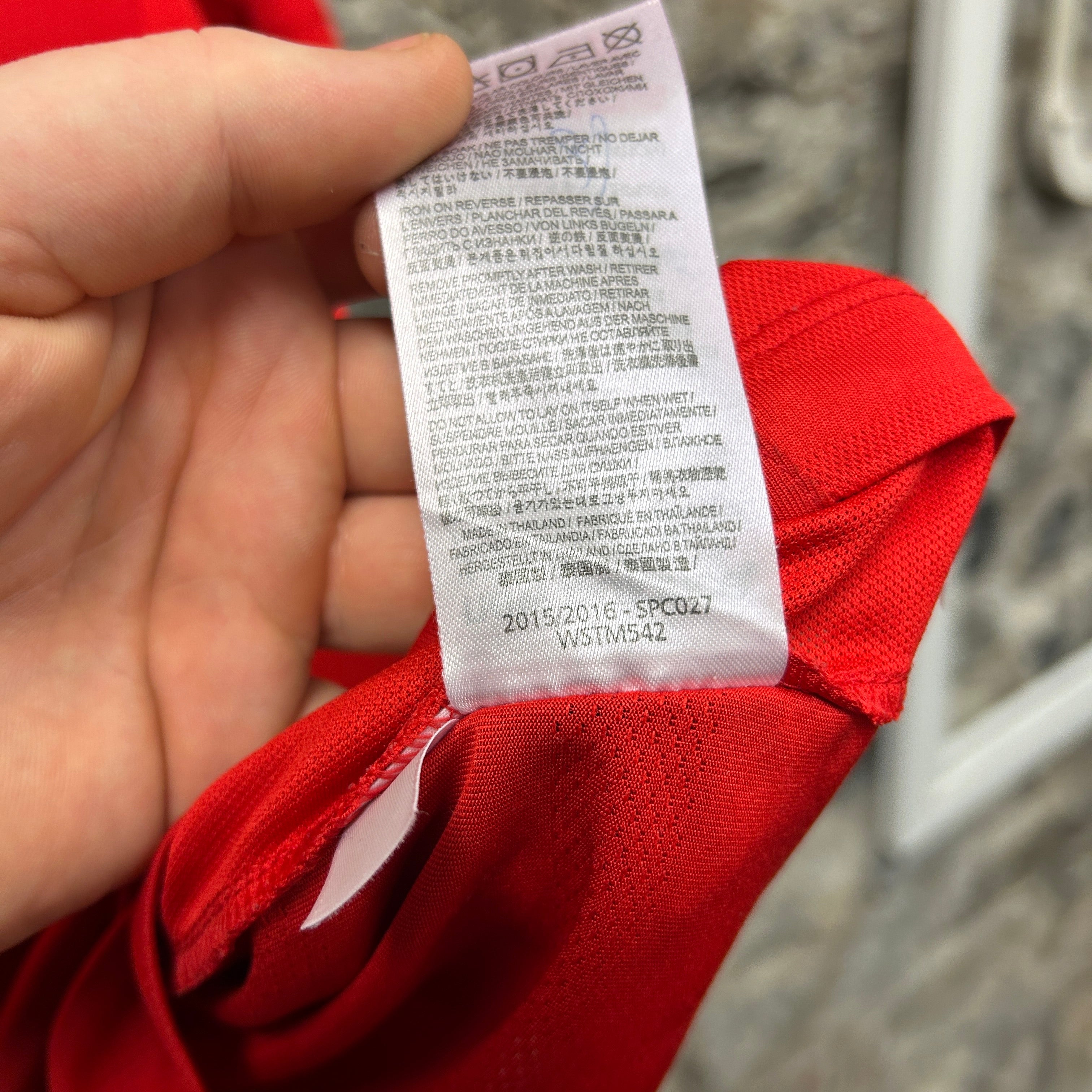 Liverpool 2016/2017 New Balance Football Shirt