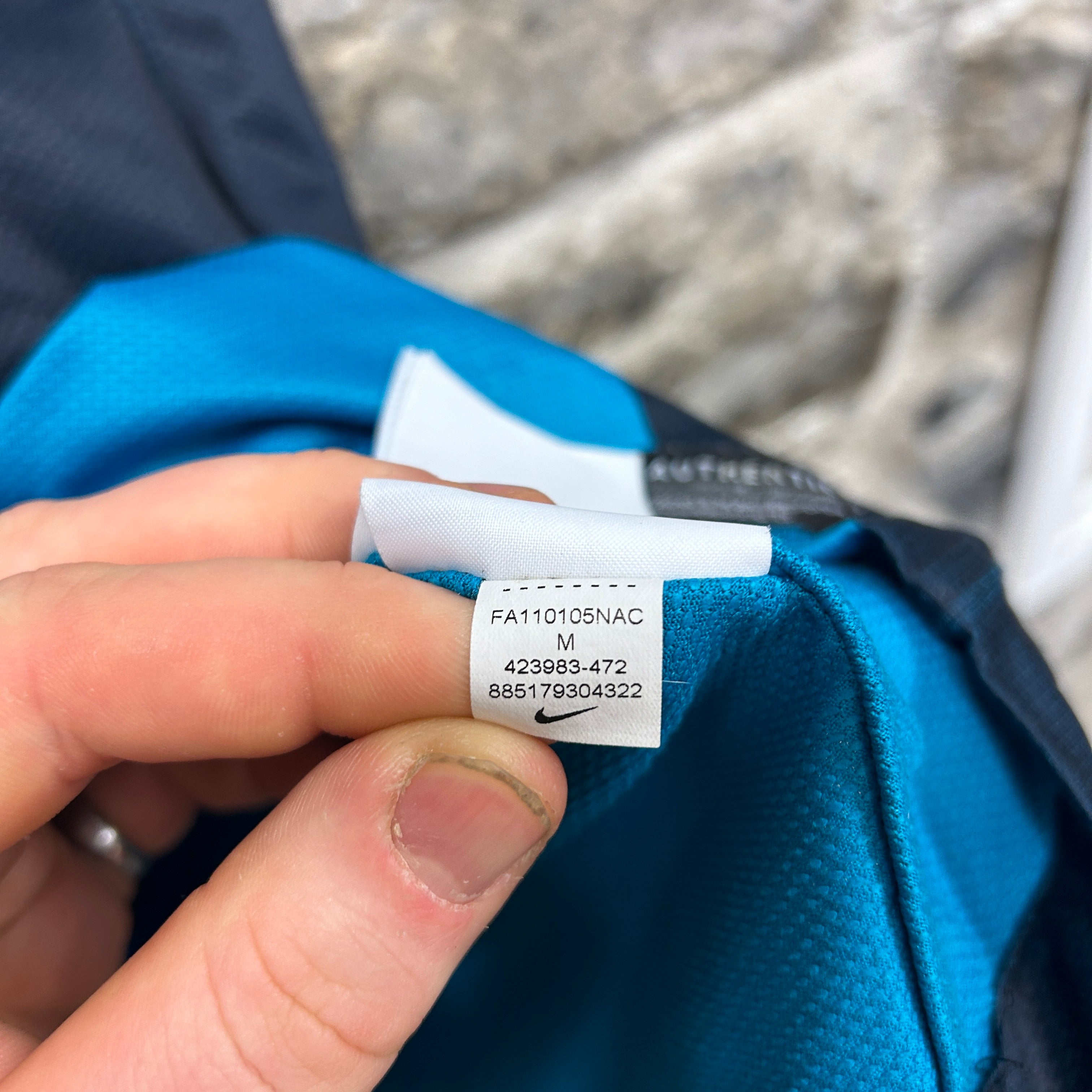 Arsenal 2011/2012 Nike Football Shirt