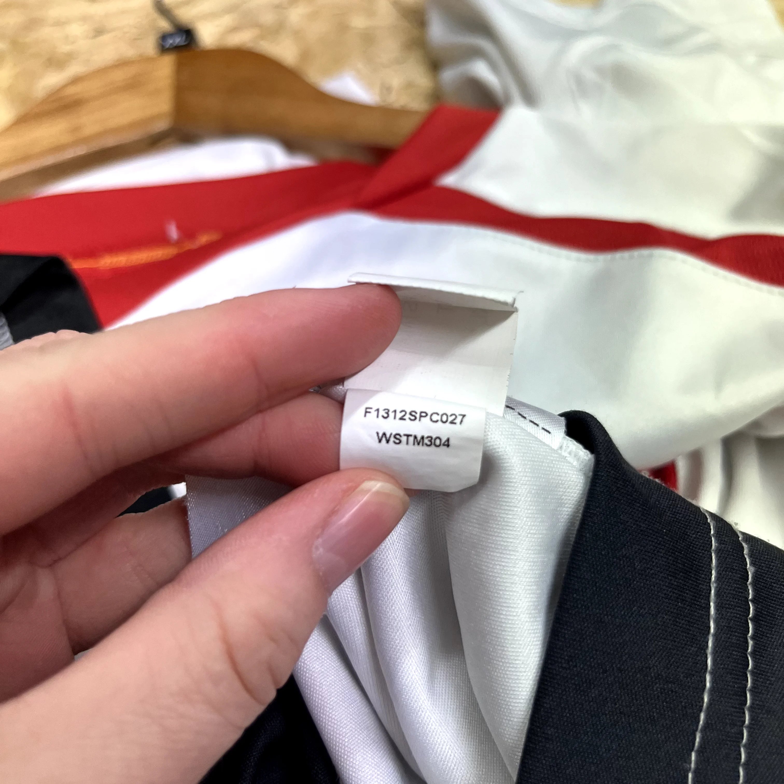 Vintage Liverpool Jersey-2013/2014