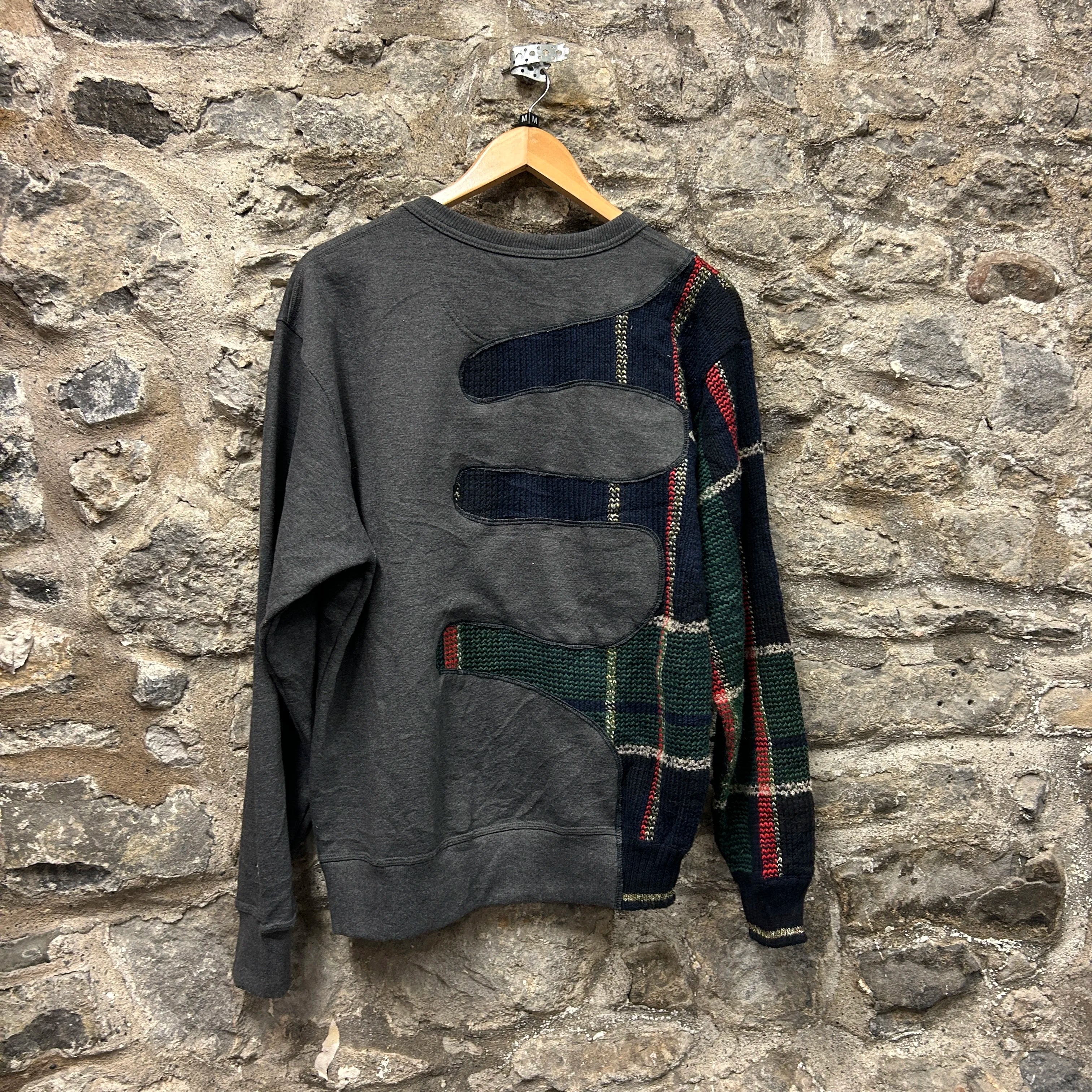 <p>Champion Patterned Rework Sweatshirt</p>