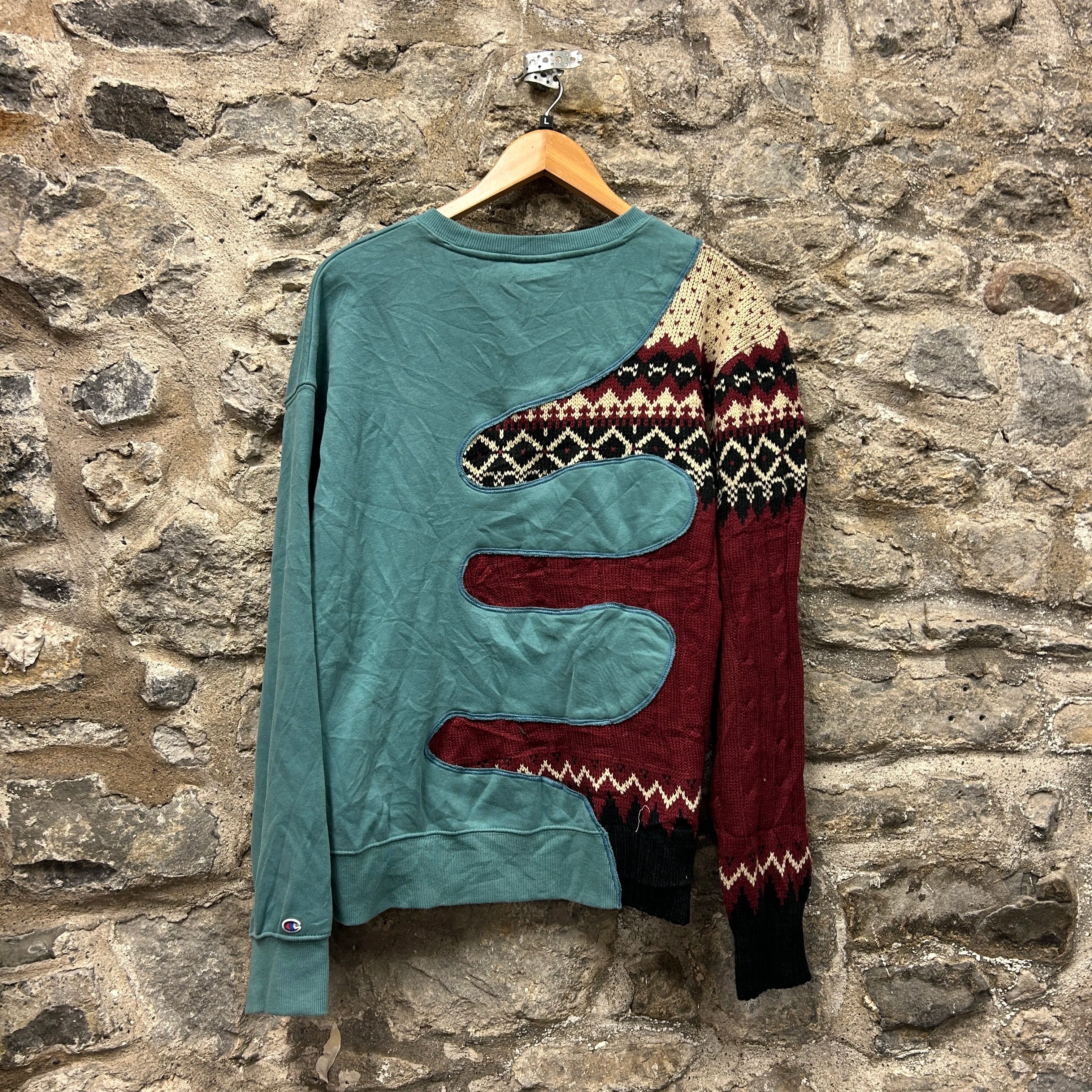 <p>Champion Patterned Rework Sweatshirt</p>