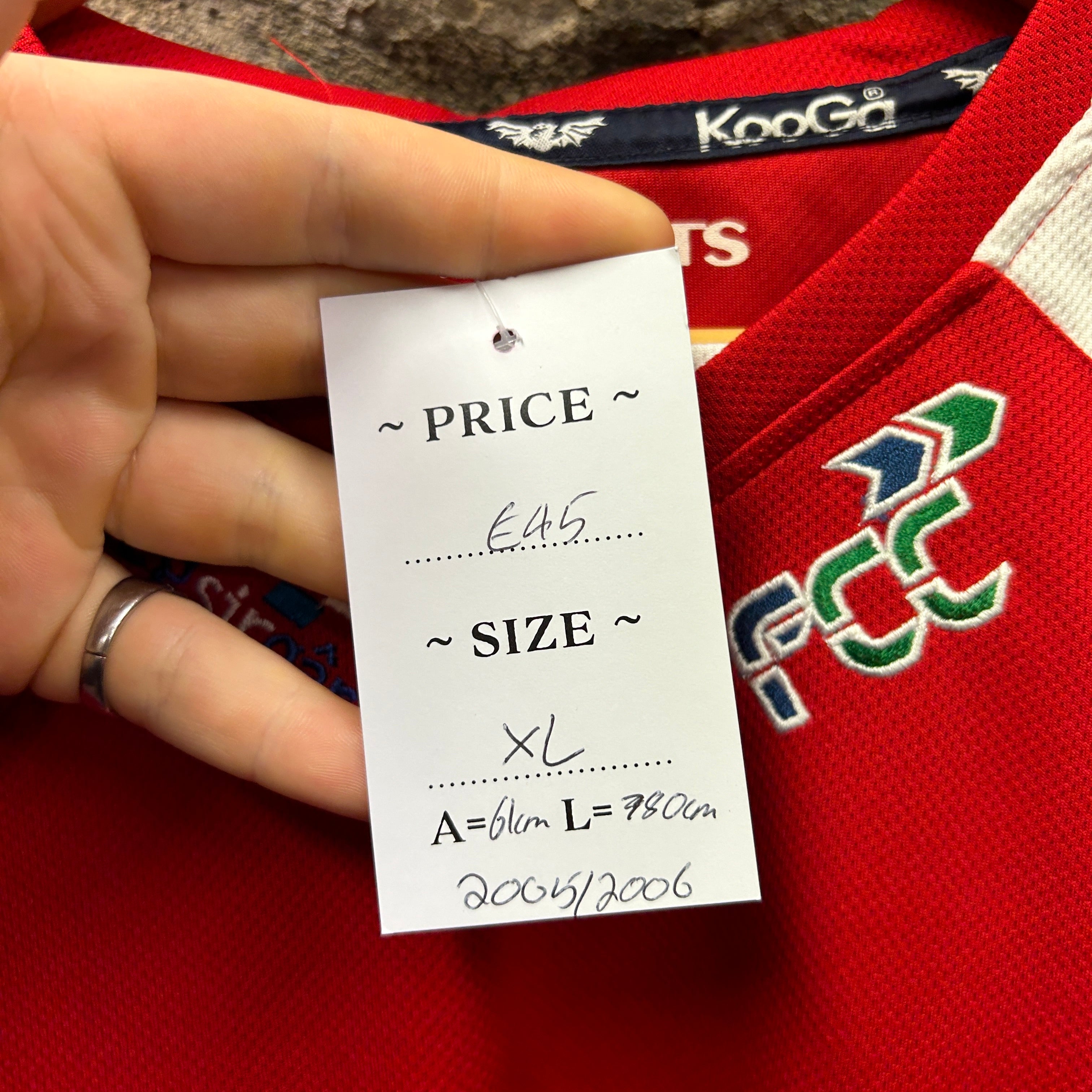 Scarlets 2005/2006Kooga Rugby Jersey