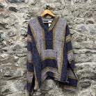 Vintage Artesanías Mayo Baja Hoodie