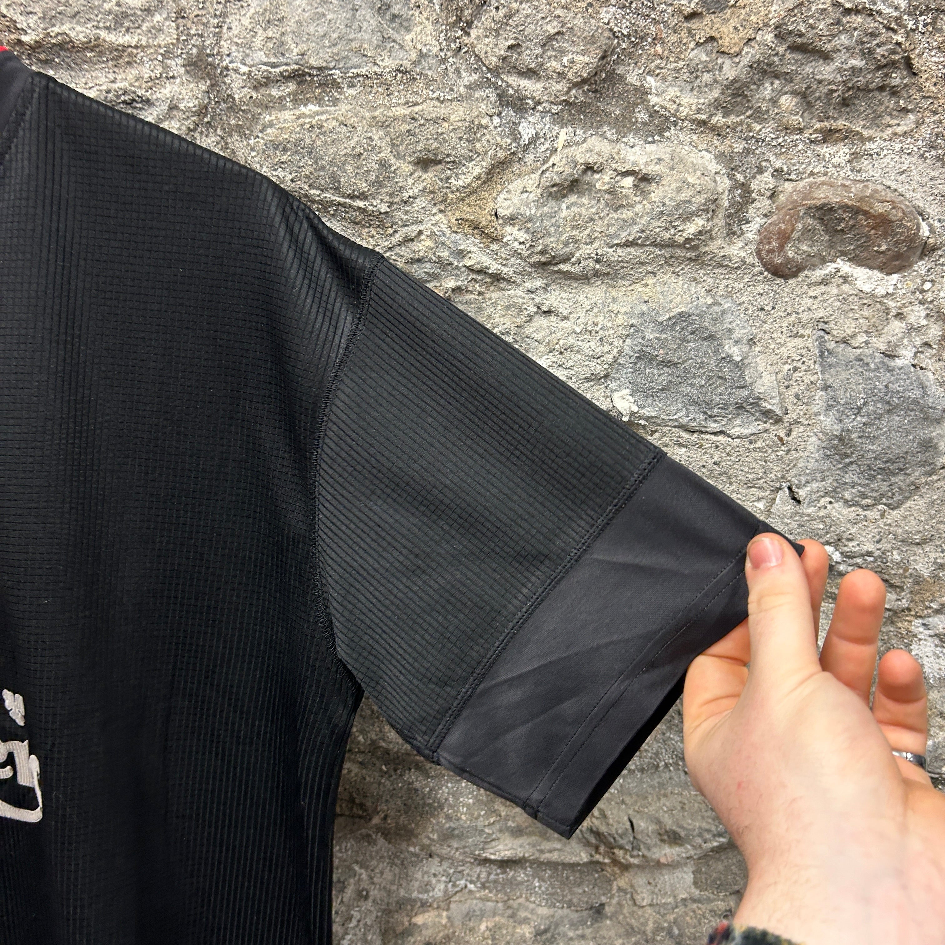 Liverpool 2002/2004 Reebok Football Shirt