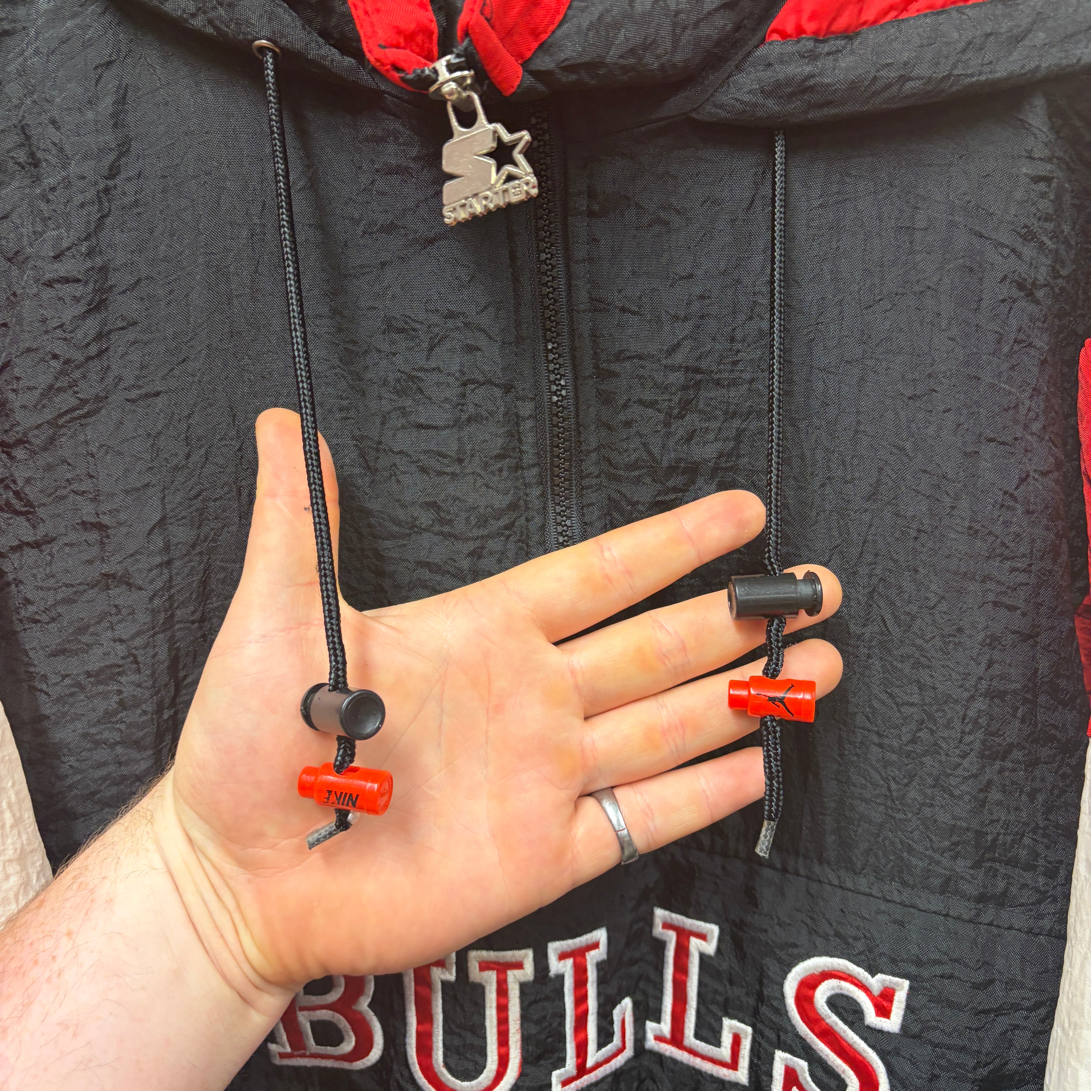 Chicago Bulls Starter Windbreaker Jacket