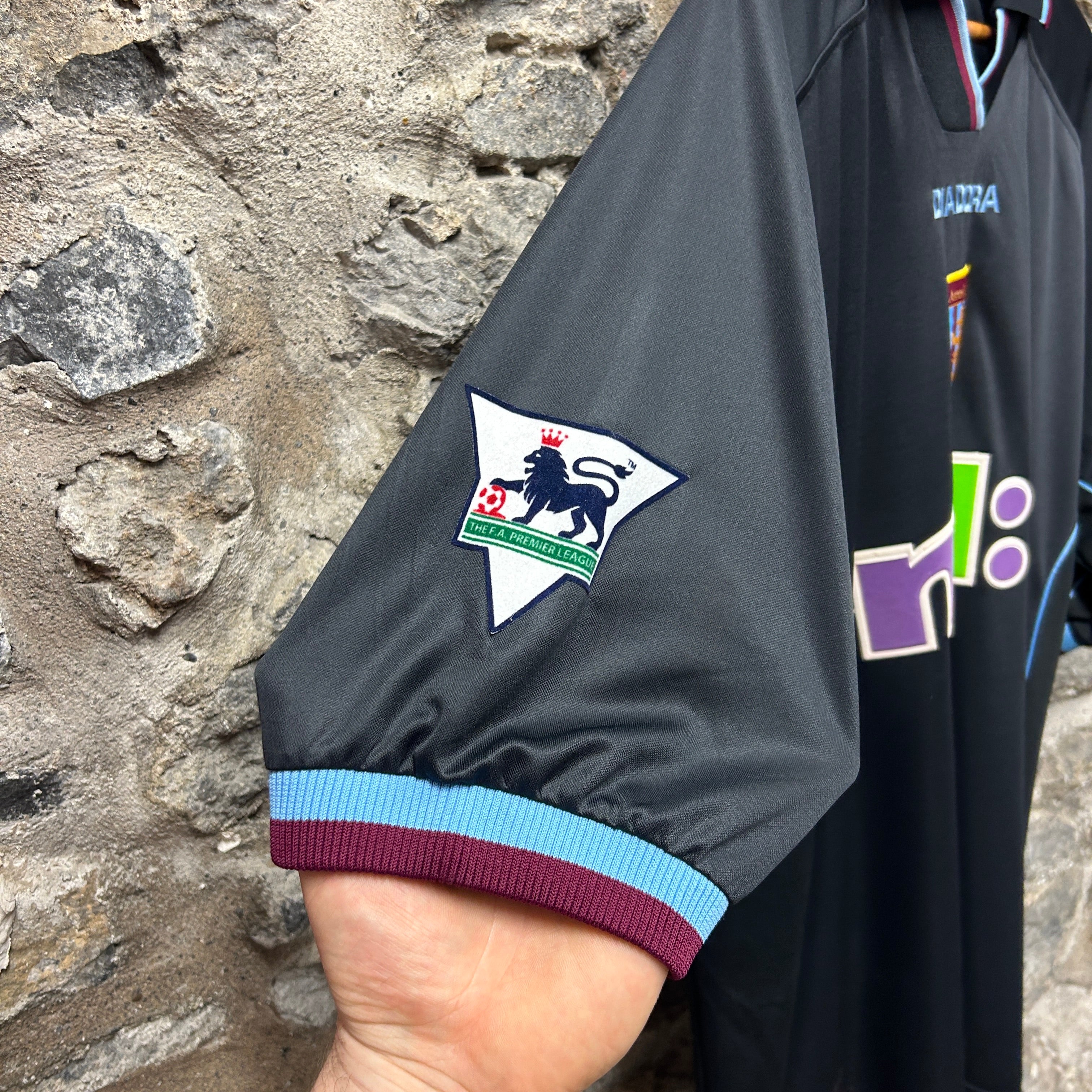 Aston Villa Ginola 2000-2001 Diadora Football Shirt