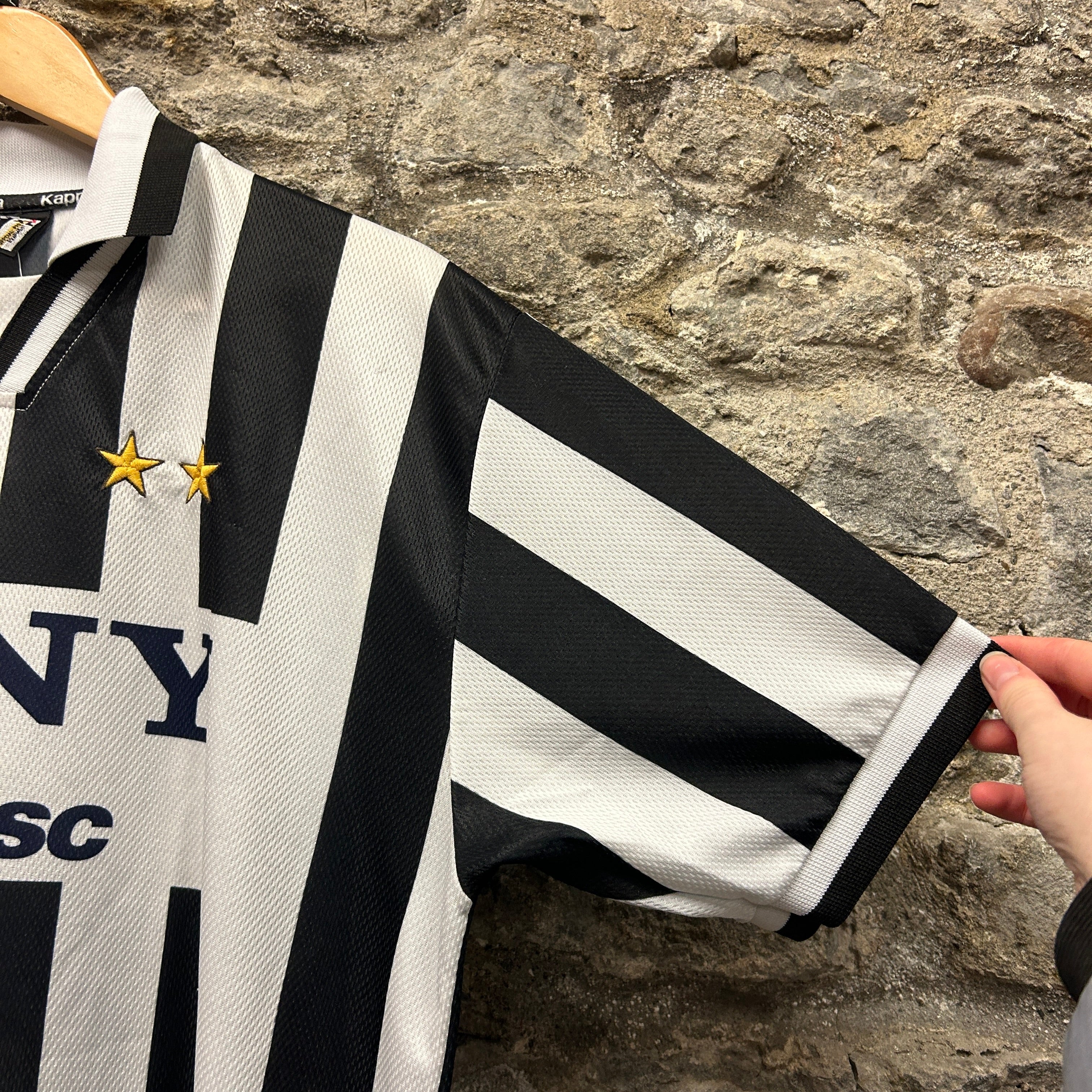 Vintage Juventus 1996-1997 Kappa Football Shirt