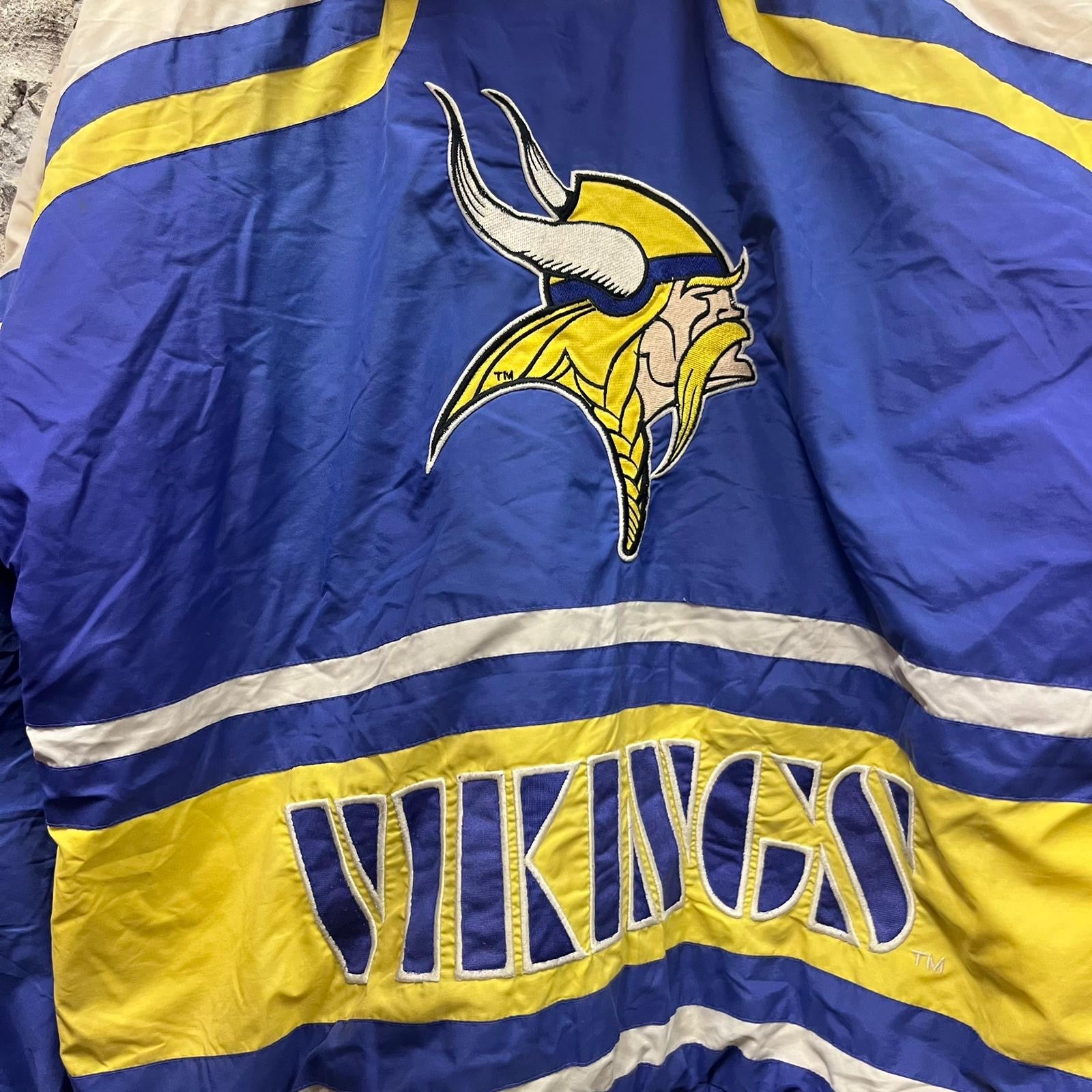 Vintage Minnesota Vikings Apex Jacket