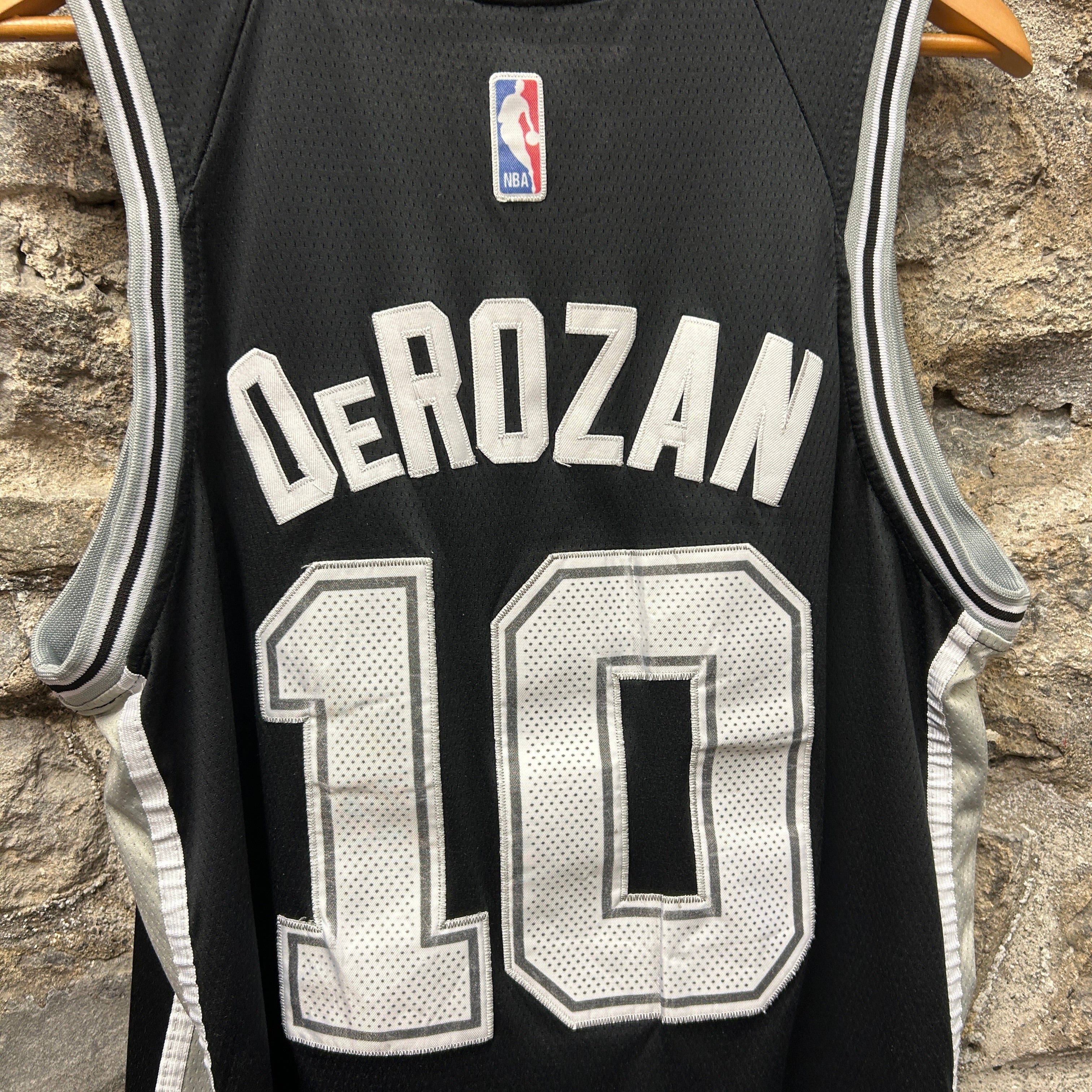 Demar Derozan San Antonio Spurs Nike Basketball Jersey