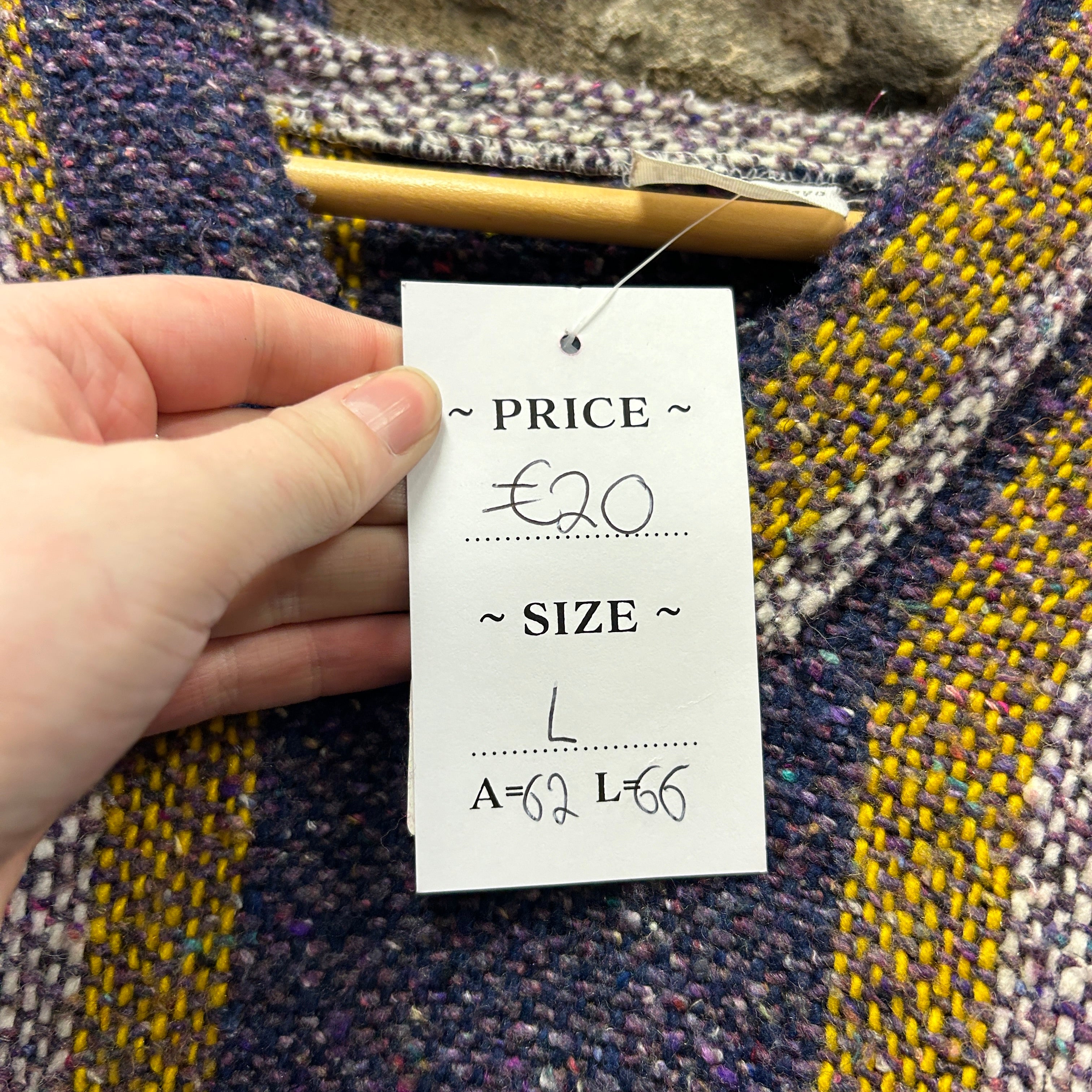 Vintage Artesanías Mayo Baja Hoodie