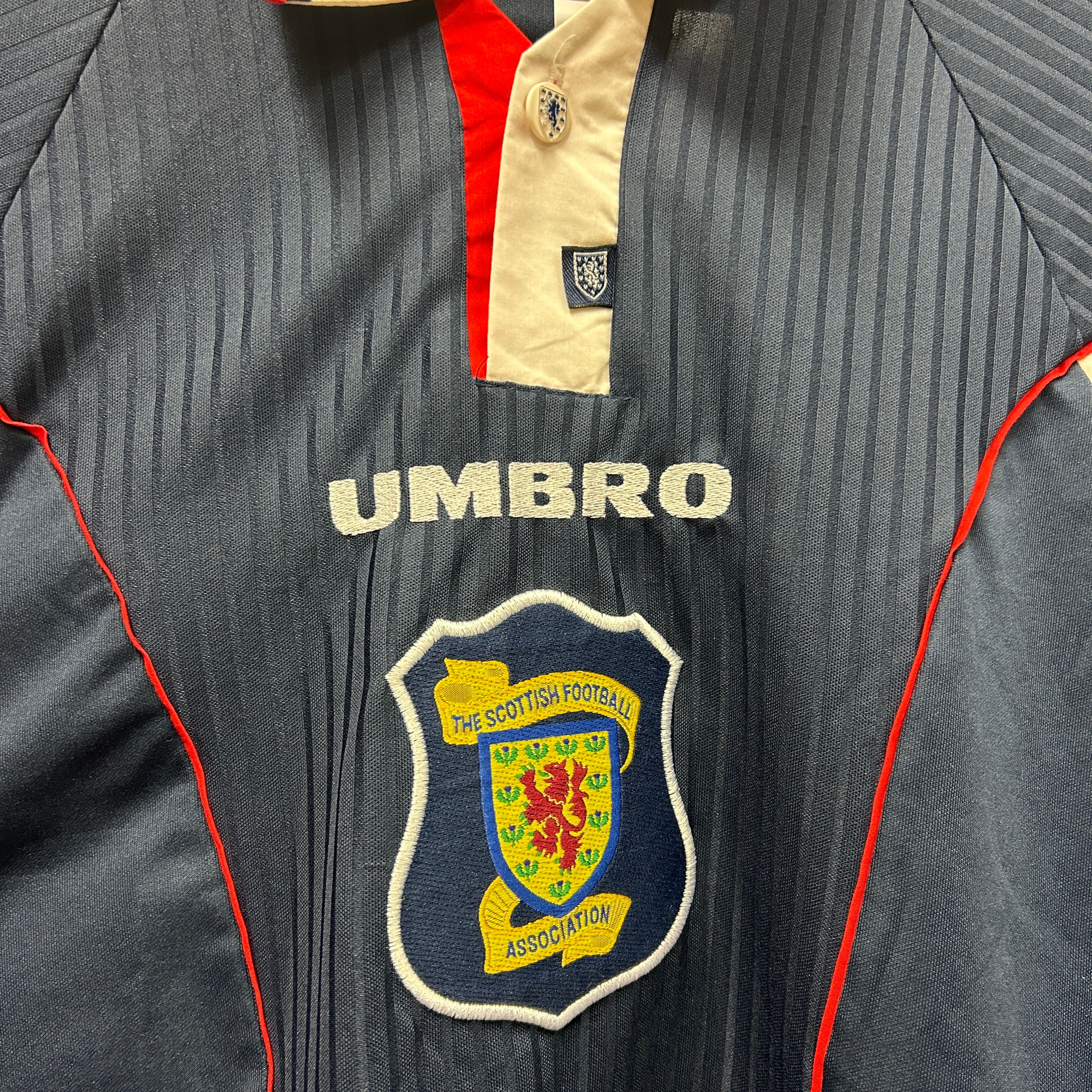 Vintage Scotland 1996-1998 Umbro Football Shirt