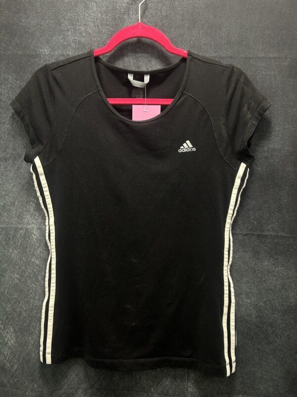 Adidas top